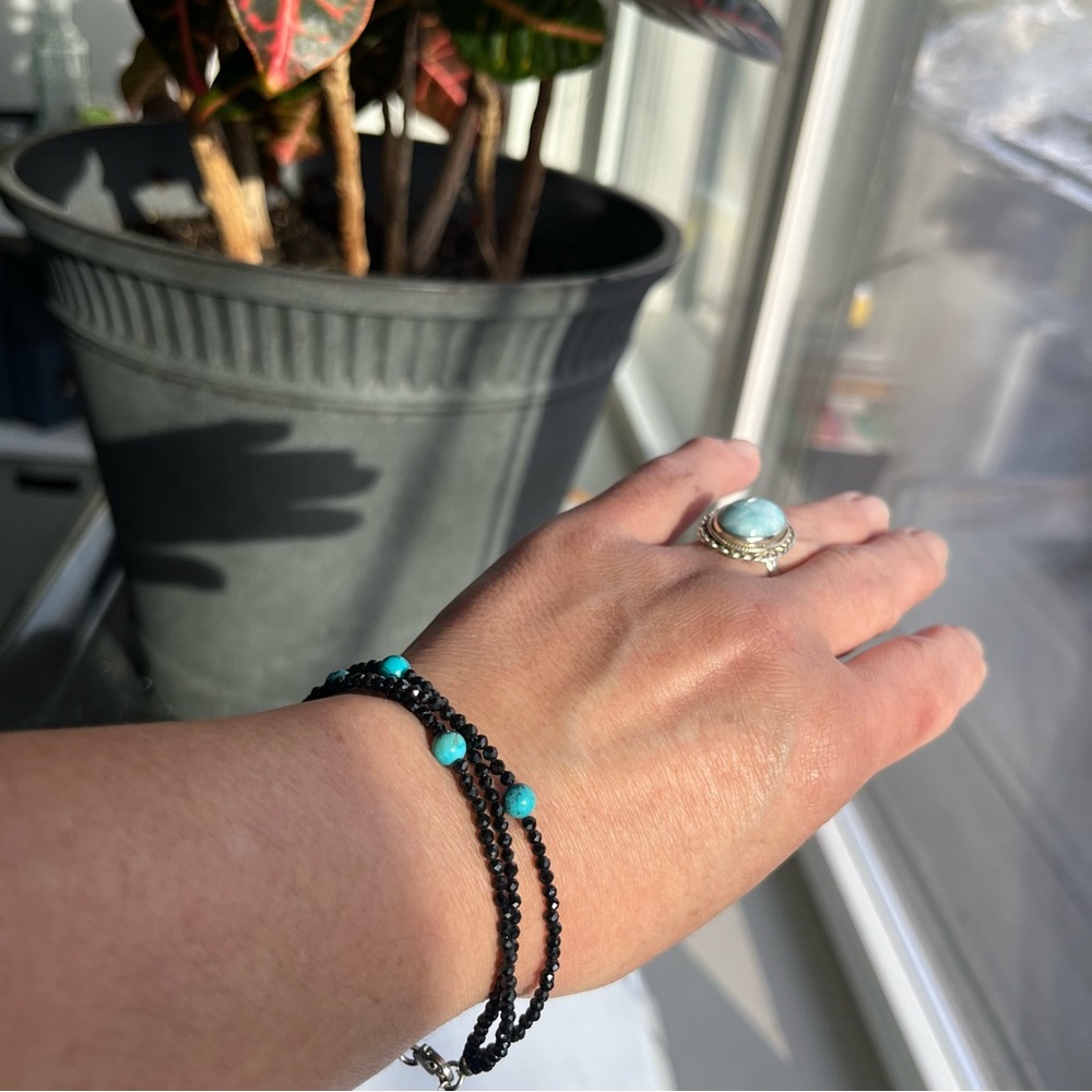 Turquoise and Black Spinel 3-Strand Bracelet - Picture 2 of 7